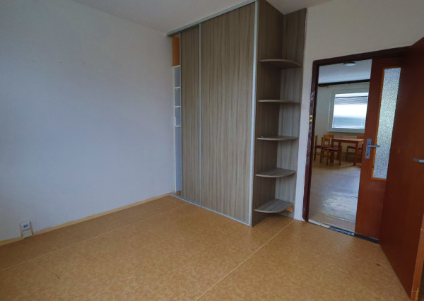 Na predaj 3izbový byt s balkónom v Rožňave na Okružnej ulici