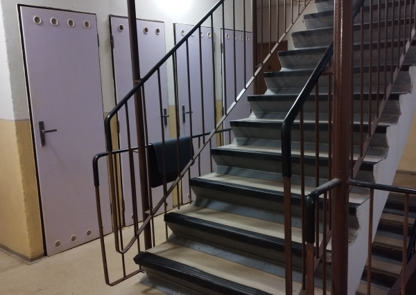 Na predaj 3-izbový byt v tichej lokalite v Rožňave