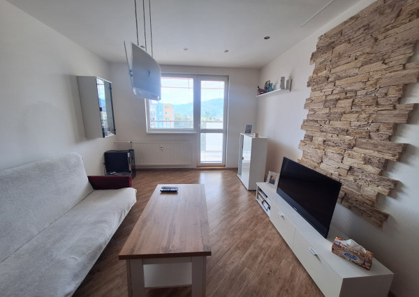 SÍDLISKO JUH ! 3-IZBOVÝ BYT S BALKÓNOM NA PREDAJ