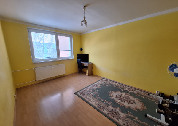 3-IZBOVÝ BYT NA PREDAJ KYJEVSKÁ ULICA