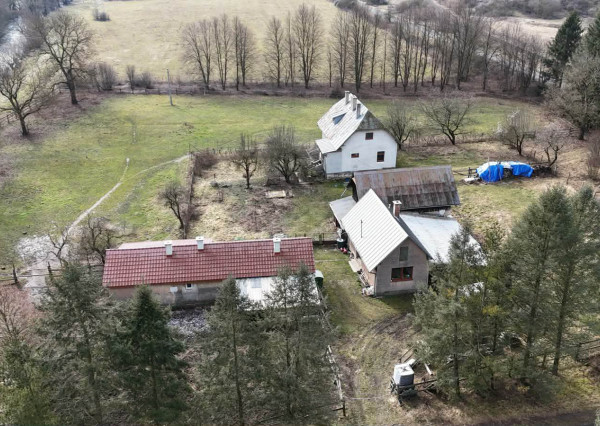 Jedinečná usadlosť na samote pod Silickou planinou -Gombasek