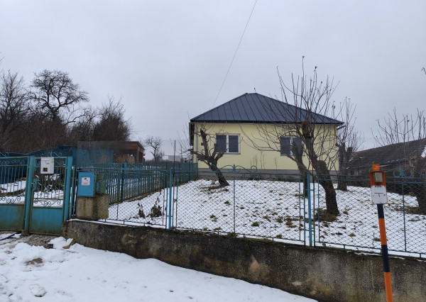 Dlhá Ves - rodinný dom s veľkým pozemkom na predaj