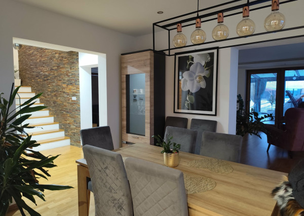 Lučenec- nadštandardný  rodinný dom v Lučenci