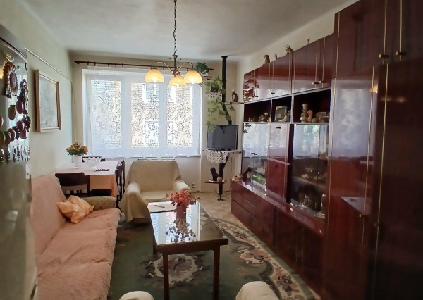 NA PREDAJ! 3- IZBOVÝ BYT - ZLATÁ ULICA, VARGOVÉ POLE