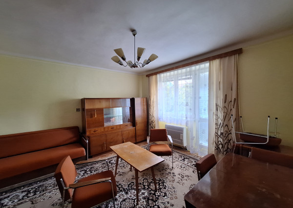 3-iZBOVÝ BYT S BALKÓNOM NA PREDAJ