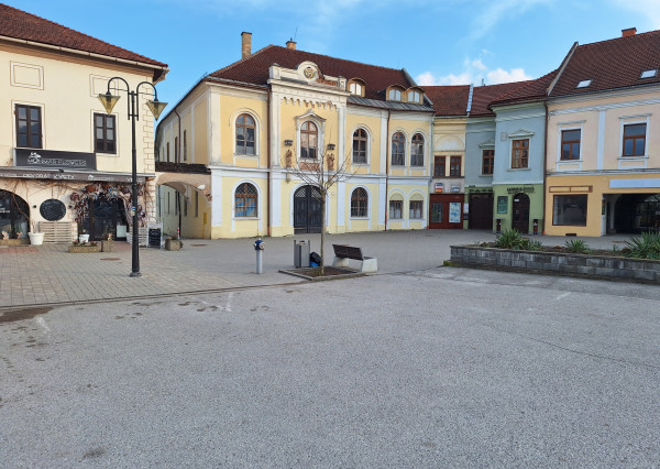 HISTORICKÝ PRIESTOR NA PRENÁJOM