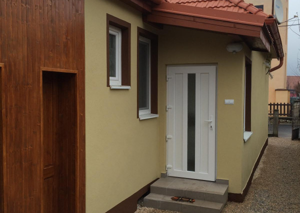 Útulný rodinný dom na prenájom v Plešivci