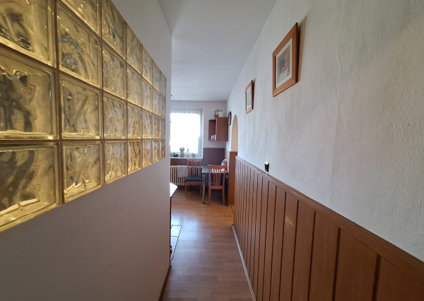 2-IZBOVÝ BYT S BALKÓNOM NA PREDAJ !