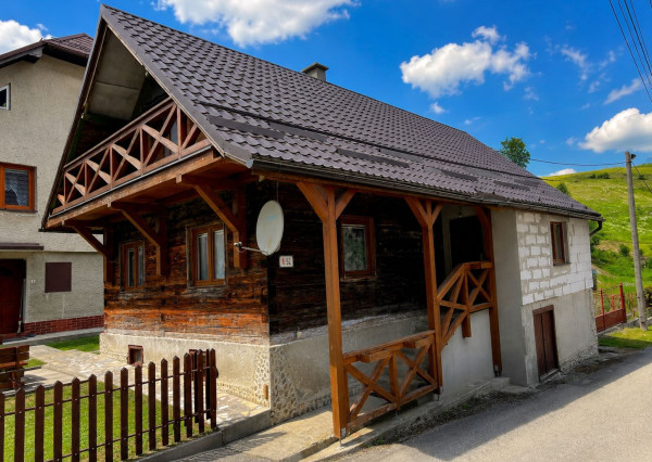 Rodinný dom na predaj – Zázrivá, časť Biela