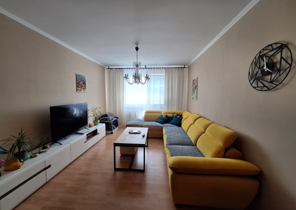 3-IZBOVÝ BYT S BALKÓNOM NA PREDAJ