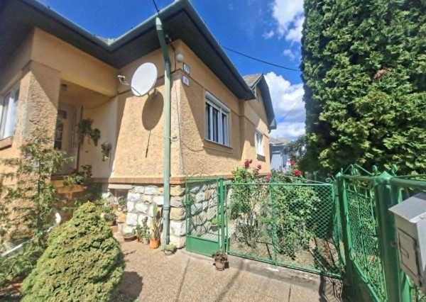 2-IZBOVÝ RODINNÝ DOM NA PRENÁJOM – BRZOTÍN