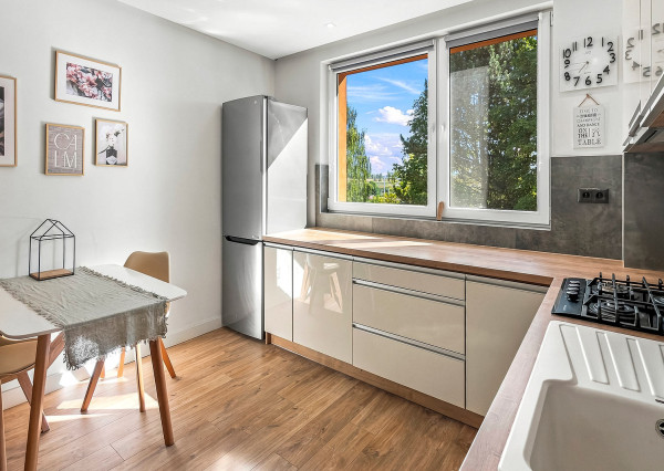 PRENÁJOM MODERNÝ 2-IZBOVÝ BYT S BALKÓNOM | L.SVOBODU - POPRAD