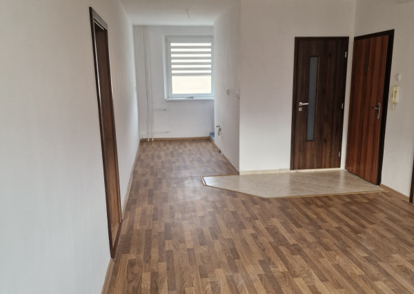 Predaj 3 izbového bytu s balkónom v Revúcej.