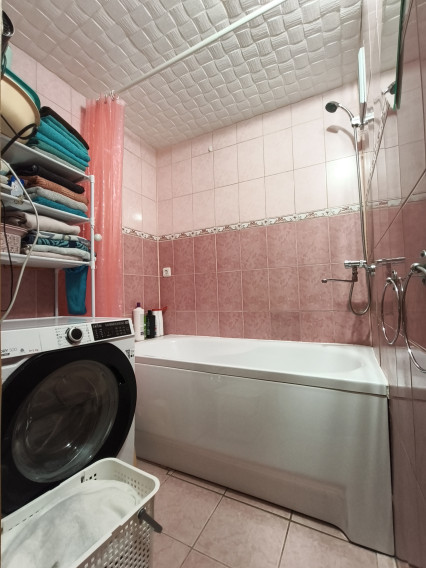 Plešivec -na predaj 3 izbový byt - fotografia 3