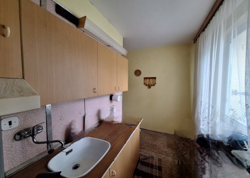 2-IZBOVÝ BYT NA PREDAJ V OBCI PLEŠIVEC - fotografia 3