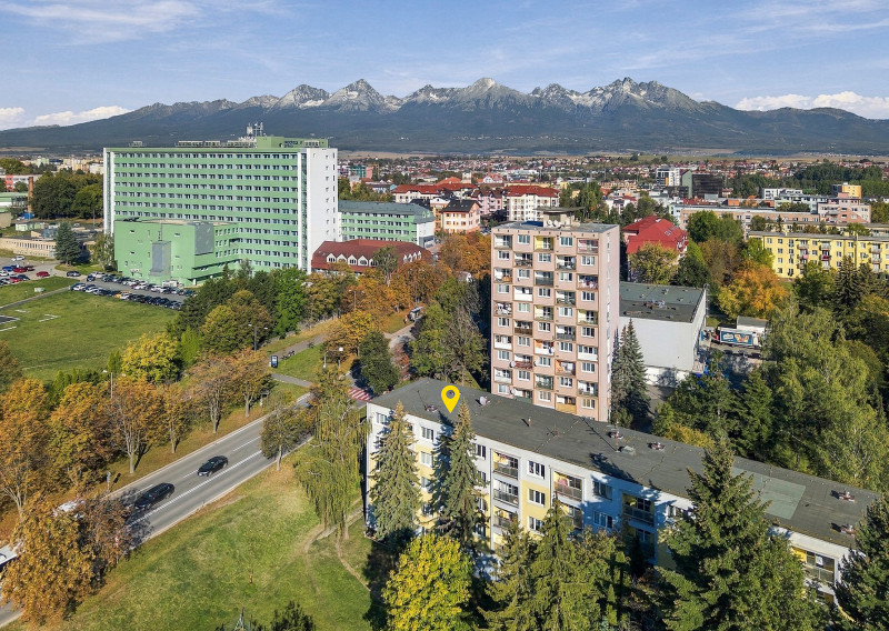 3-IZBOVÝ BYT |  75 M², BALKÓN A CENTRUM NA DOSAH | POPRAD - fotografia 1