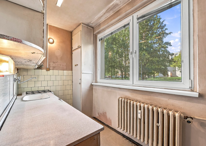 PREDAJ 3i BYT POPRAD| TRI NEPRIECHODNÉ IZBY NA DOBREJ ADRESE - fotografia 3